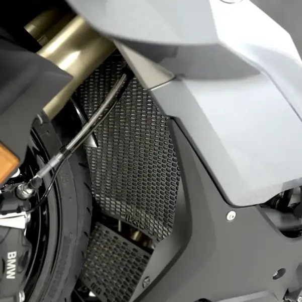 Cover Radiator Pro Oil Guard R&G Bmw S1000XR '23, S1000R/M1000RR '21, S1000RR '19 & M1000R '23 Radiator Guard RAD9031PROBK